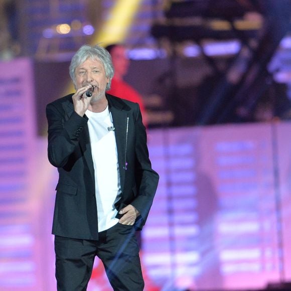 Cookie Dingler - Concert Stars 80 au Stade de France à Saint-Denis le 9 mai 2015.
Crédit : VEEREN / BESTIMAGE