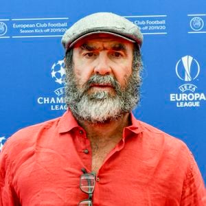 Eric Cantona (Prix du président de l'UEFA en reconnaissance de sa carrière de joueur magnifique et de son engagement pour des causes sociales) au photocall de la cérémonie du tirage au sort de la phase de poules de l'édition 2019-2020 de la Ligue des Champions à Monaco, le 29 août 2019. Norbert Scanella / Panoramic / Bestimage