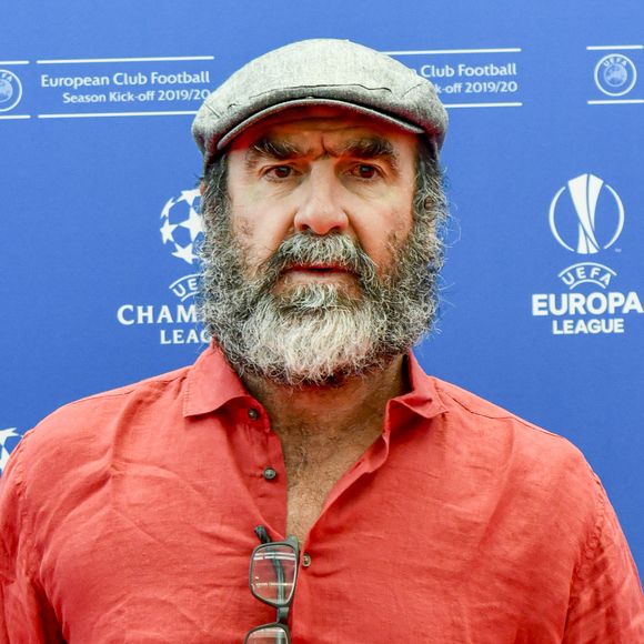 Eric Cantona (Prix du président de l'UEFA en reconnaissance de sa carrière de joueur magnifique et de son engagement pour des causes sociales) au photocall de la cérémonie du tirage au sort de la phase de poules de l'édition 2019-2020 de la Ligue des Champions à Monaco, le 29 août 2019. Norbert Scanella / Panoramic / Bestimage
