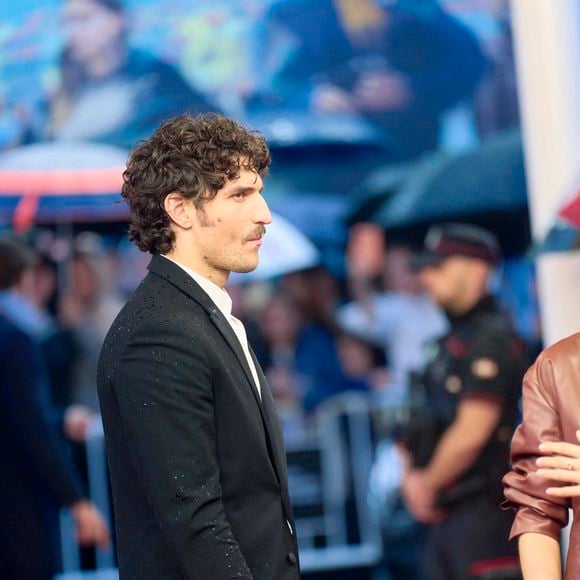 L'acteur apparaît dans une vidéo TikTok avec sa fille Oumy publiée dimanche 28 septembre. 
Louis Garrel a assisté au tapis rouge de « Couture » lors du 73e Festival international du film de Saint-Sébastien au Théâtre Kursaal le 21 septembre 2025 à Donostia / Saint-Sébastien, Espagne © Jack Abuin/ZUMA Press Wire