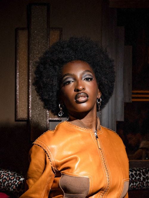"C'est une manière de continuer à faire de l'art" : Après la musique, Ebony (Star Academy) se lance dans un tout autre univers