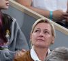 Des rencontres professionnelles mais certaines stars tissent des liens avec l'animatrice et son clan. C'est ce que la star du programme vient de révéler au magazine "Gala".

Anne-Elisabeth Lemoine dans les tribunes lors des Internationaux de France de Tennis de Roland Garros 2025, à Paris, France, le 4 juin 2025. © Jacovides-Moreau/Bestimage