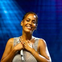 "Il n'y en avait que deux en France" : Amel Bent revient sur ce métier qu'elle aurait aimé exercer