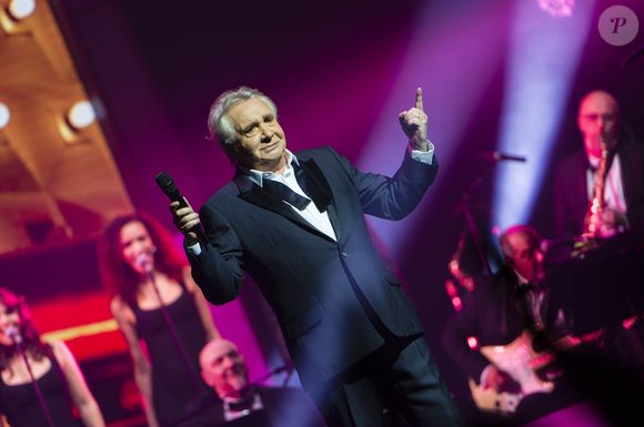 Exclusif -  Michel Sardou - Ultime concert de Michel Sardou pour la dernière date de son spectacle "La dernière danse" à la Seine Musicale à Boulogne-Billancourt le 12 avril 2018. Le chanteur a rassemblé plus de 400 000 spectateurs pour une tournée de 82 concerts.  © Pierre Perusseau/Bestimage