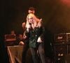 Mais Bonnie Tyler a subi une opération des cordes vocales à la suite de laquelle elle n'avait pas le droit de parler sur conseil des médecins

Bonnie Tyler en concert à L'Amphithéâtre 3000 du Centre de Congrès de Lyon, France, le 11 décembre 2023. © MPP/Bestimage