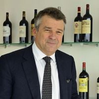 La famille Castel, propriétaire des caves Nicolas, tente de récupérer les rênes d’un groupe à plus de 6 milliards d’euros