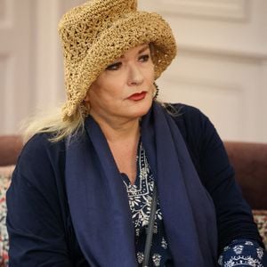 Estimant avoir été écartée abusivement, Catherine Jacob a saisi les prud’hommes pour réclamer plus de 90 000 euros. 

Catherine Jacob - Festival International du Film de Pauillac au Château d'Armailhac à Pauillac le 10 juillet 2025. © Jean-Marc Lhomer/Bestimage