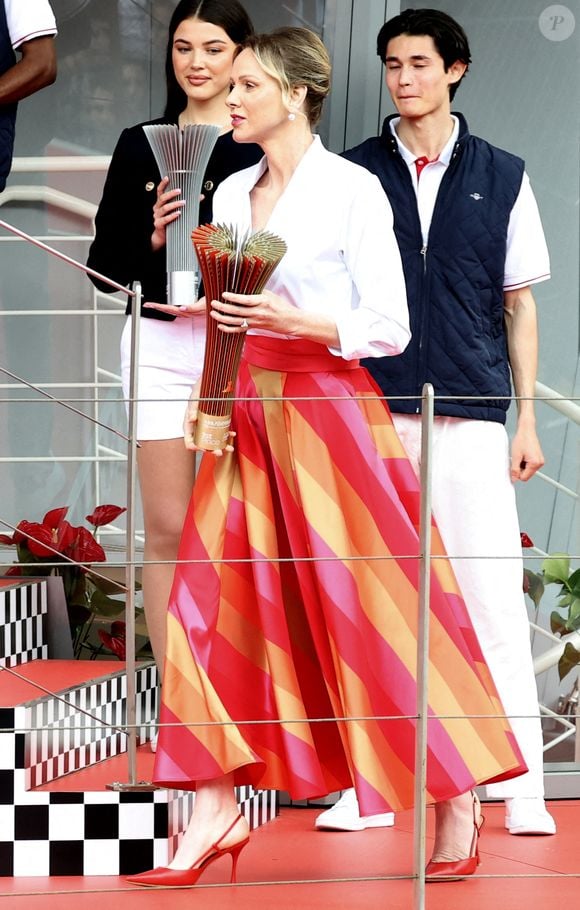 La princesse Charlene de Monaco - Monaco E-Prix 2025, Round 7, le 4 mai 2025. Le pilote Sébastien Buemi a remporté la course devant Oliver Rowland suivi par Nick Cassidy C'est la 8eme édition du Monaco E-prix. A l’occasion de la 11eme saison du Championnat du Monde ABB FIA Formula E, les monoplaces de 3eme génération ont parcouru les rues de la Principauté. © Claudia Albuquerquet/Bestimage