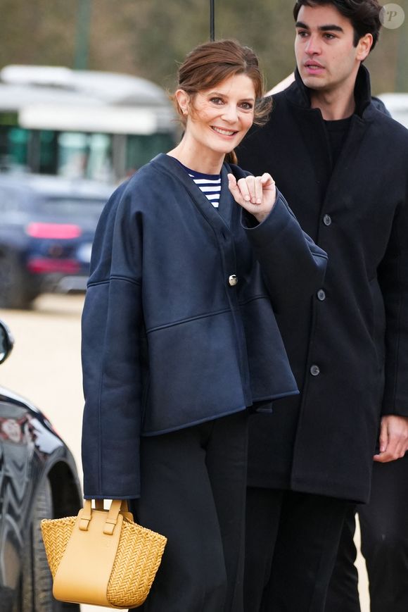Chiara Mastroianni - Arrivées au défilé Loewe mode femme automne / hiver 2024-2025 lors de la Fashion Week de Paris (PFW), au château de Vincennes, le 1er mars 2024. 
© Lucia Sabatelli / Bestimage
