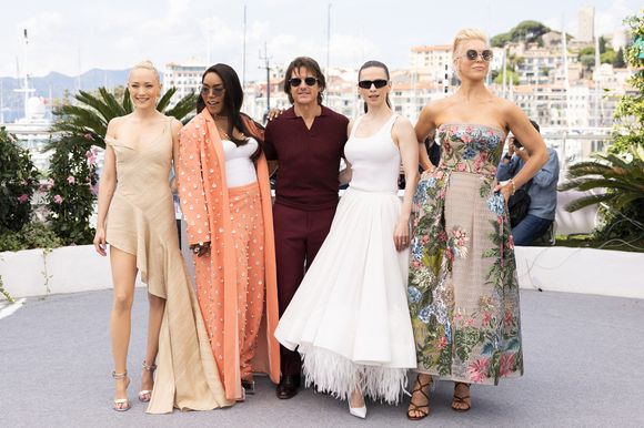 Pom Klementieff, Angela Bassett, Tom Cruise, Hayley Atwell, Hannah Waddingham  - Photocall de "Mission: Impossible - The Final Reckoning" lors du 78ème Festival International du Film de Cannes, le 14 mai 2025.
© Moreau/Jacovidès/Bestimage