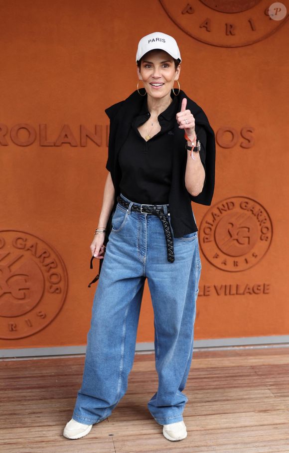 Mais pas à la télévision, sur YouTube !

Cristina Cordula - Célébrités au village des Internationaux de France de tennis de Roland Garros 2024 à Paris le 6 juin 2024. © Jacovides / Moreau / Bestimage