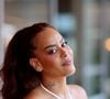"J'ouvrais les yeux et il n'y avait plus rien. Le désert. Je ne savais plus où j'allais", a t-elle confié à "Télé 7 Jours".
Amel Bent lors des Internationaux de France de tennis de Roland Garros 2023 à Paris, le 10 juin 2023.
Photo : Jacovides-Moreau / Bestimage