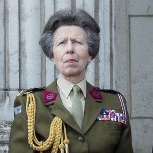 La princesse Anne - La famille royale britannique assiste aux célébrations du 80ème anniversaire de la fin de la Seconde guerre mondiale (VE Day) au balcon de Buckingham Palace à Londres, le 5 mai 2025. © GoffPhotos/Bestimage