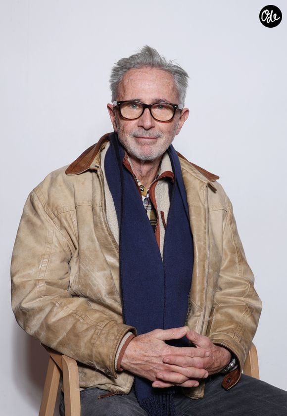 Exclusif - Close-up avec Thierry Lhermitte en backstage de la projection du film "Le Père Noël est une ordure" au cinéma Mac Mahon à Paris, à l'occasion de la sortie du livre "Le Splendid par Le Splendid". Paris, le 15 décembre 2024.
© Denis Guignebourg/Bestimage