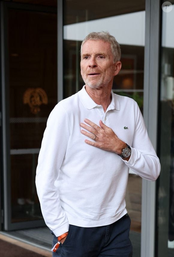 Denis Brogniart - Les célébrités au village lors des Internationaux de France de tennis de Roland Garros 2024 à Paris (20 mai - 9 juin 2024), le 31 mai 2024. 
© Jacovides / Moreau / Bestimage