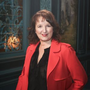 Exclusif - Anne Roumanoff - Backstage - Enregistrement de l'émission "OlympiaScope", présentée par B.Montiel et diffusée le 21 décembre 2023 sur Olympia TV, une chaîne du groupe Canal+ et en replay sur myCANAL. Le 5 décembre 2023 
© Jack Tribeca / Bestimage