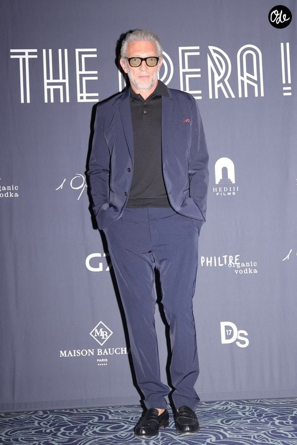 Vincent Cassel lors de la première du film “The Opera” aux Folies Bergère à Paris le 31 août 2026. 

© Jasmine Aissaoui / Bestimage
