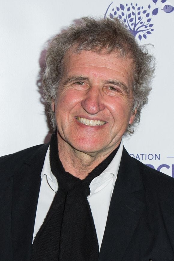 Gérard Leclerc participe au 15ème Gala de la Fondation Alzheimer à l'Olympia le 15 mars 2022 à Paris, France. Photo by Nasser Berzane/ABACAPRESS.COM