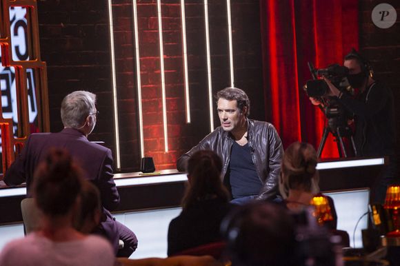 Laurent Ruquier et Nicolas Bedos  - Enregistrement de l'émission "On est presque en direct" (OEED) présentée par L. Ruquier et diffusée sur France 2 le 7 novembre 2020. © Jack Tribeca / Bestimage