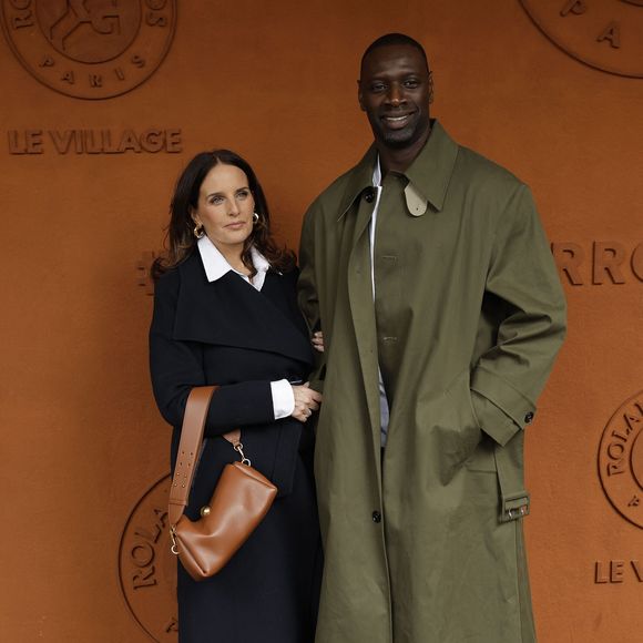 Omar Sy et sa femme Hélène lors des Internationaux de France de Tennis de Roland Garros 2025, à Paris, France, le 7 juin 2025.

© Cyril Moreau / Bestimage