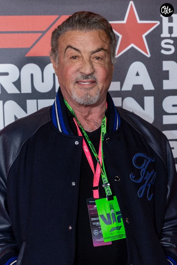 Après des années de prise de médicaments, il a dû réapprendre à reconstruire son corps naturellement. 

Sylvester Stallone participe au tapis rouge du Grand Prix de formule 1 Heineken Silver de Las Vegas, 2024, au paddock de F1 à Las Vegas, dans le Nevada, le 23 novembre 2024. Photo de Travis P Ball/SPUS/ABACAPRESS.COM