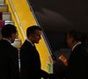 Il a rappelé que les vidéos étaient authentiques, mais sorties de leur contexte et détournées.
Arrivée du Président de la République Emmanuel Macron et de la Première dame Brigitte Macron sur le tarmac de l'aéroport d'Hanoi en République socialiste du Vietnam le 25 mai 2025.
© Jeanne Accorsini / Pool / Bestimage