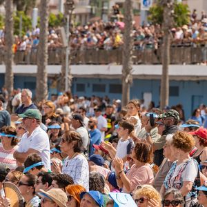 Le roi Felipe VI d'Espagne assiste à une démonstration dynamique dans le cadre des événements de la "Journée des forces armées 2025", à la plage d'Alcaravaneras,à Las Palmas de Gran Canaria le 6 juin 2025. Europa Press / Bestimage