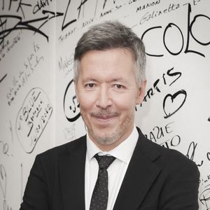 Exclusif - Jean-Luc Lemoine - Backstage - Enregistrement de l'émission "Le Grand Show de l'Humour : quels sont vos humoristes préférés en 2023 ?", diffusée le 11 février sur France 3. © Jack Tribeca / Bestimage