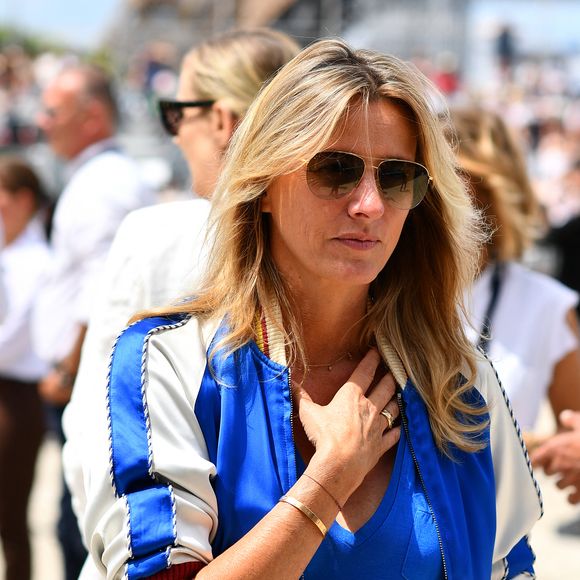 Sarah Poniatowski - Reconnaissance des invités people du prix Saint Laurent Eiffel Challenge lors du "Longines Paris Eiffel Jumping" au Champ de Mars à Paris le 26 juin 2022. © Gorassini / Perusseau / Tribeca / Bestimage