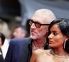 Sur Instagram, la jeune brésilienne a partagé de jolies photos
Vincent Cassel et sa compagne Narah Baptista - Montée des marches du film « Parthenope » lors du 77ème Festival International du Film de Cannes, au Palais des Festivals à Cannes. Le 21 mai 2024
© Jacovides-Moreau / Bestimage