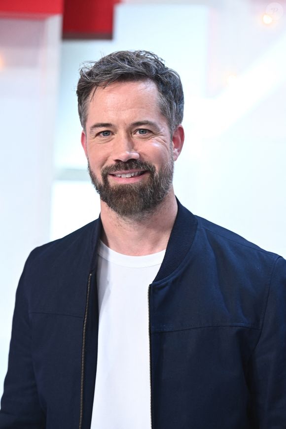 Exclusif - Emmanuel Moire - Enregistrement de l'émission "Vivement dimanche" au Studio Gabriel à Paris, présentée par M.Drucker et diffusée le 12 mai sur France 3
© Guillaume Gaffiot / Bestimage