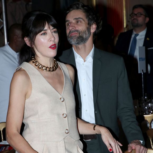 Exclusif - Nolwenn Leroy danse sur le rythme de la musique des Beatles avec son mari Arnaud Clément - Dîner de Gala "Vaincre le cancer" au profit de la lutte contre les cancers dans les salons du Cercle de l’Union Interalliée à Paris le 17 Novembre 2024. © Bertrand Rindoff / Bestimage