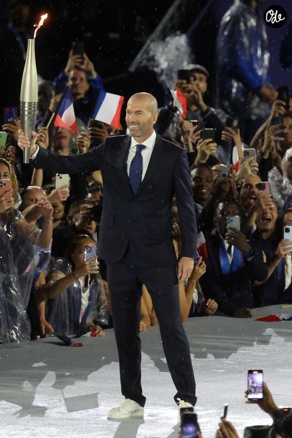 Zinedine Zidane à la Cérémonie d'ouverture des Jeux Olympiques (JO) de Paris 2024 le 26 juillet 2024 - Zuma Press/Bestimage