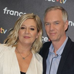 Flavie Flament, Julien Arnaud - Photocall à l'occasion des 40 ans de l'émission "Télématin" au siège de France Télévisions à Paris le 6 février 2025. © Coadic Guirec/Bestimage