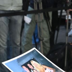 Sorties des obsèques de Loana Petrucciani dans la cathédrale Sainte-Réparate à Nice le 10 avril 2026. L'ancienne star de téléréalité a été retrouvée morte dans son appartement niçois par les autorités, le 25 mars dernier. © Bruno Bebert/Bestimage