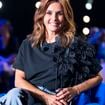 Jean et t-shirt pour Faustine Bollaert à la télé, un uniforme tout sauf basique à près de 500 euros !