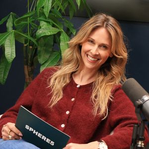 Mardi 16 juin, à l'occasion du premier match des Bleus, Ophélie Meunier a filmé les coulisses de l'émission

Exclusivité - Ophélie Meunier présente le podcast « SPHERE5 » à Paris, en France, le 13 avril 2026. Photo de Jérôme Dominé/ABACAPRESS.COM