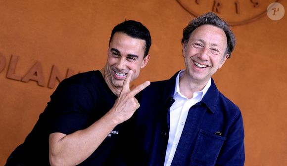 Stéphane Bern et son compagnon Yori Bailleres au village lors des Internationaux de France de Tennis de Roland Garros 2025. Paris, le 29 mai 2025.
© Moreau/Jacovides/Bestimage