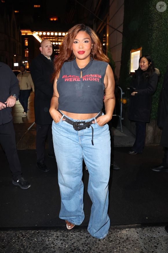New York, NY — La chanteuse et rappeuse américaine Lizzo a été aperçue arrivant à la after-party de Saturday Night Live à New York, le sourire aux lèvres après une performance inoubliable dans l’émission. Backgrid USA / Bestimage