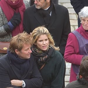 Laurent Delahousse et sa compagne Alice Taglioni lors de la cérémonie d'hommage national à Jean d'Ormesson à l'hôtel des Invalides à Paris le 8 décembre 2017. © Giancarlo Gorassini / Bestimage