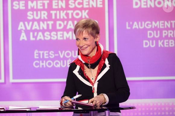 Isabelle Morini-Bosc, sur le plateau de TBT9 présentée par les chroniqueurs en l'absence de C.Hanouna, retenu par les championnats de France par équipe de padel à Troyes. Le programme a été diffusé en direct sur W9, à Paris (France) le 30 janvier 2026.
© Jack Tribeca / Bestimage