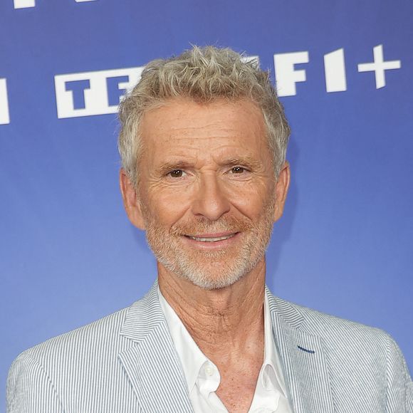 Quand il ne parcourt pas le monde pour "Koh-Lanta", Denis Brogniart s'évade dans un havre de paix varois.

Denis Brogniart - Photocall de l’Upfront de TF1 à la Seine Musicale à Boulogne-Billancourt. © Coadic Guirec/Bestimage