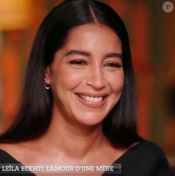 Leila Bekhti - face à Audrey Crespo-Mara - dans le "Portrait de la semaine" pour l'émission Sept à Huit diffusée sur TF1 ce dimanche 9 mars 2025. (Capture d'écran).