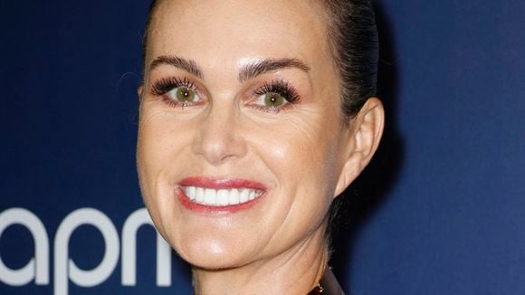 Laeticia Hallyday : Escapade hors de France pour son anniversaire, elle a quitté le haras de son compagnon Serge Varsano