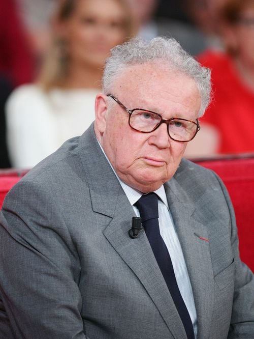 La dernière apparition de Philippe Bouvard remontait à janvier 2026, chez lui à Cannes : un animateur avait partagé une photo