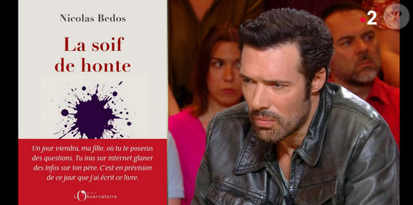 Nicolas Bedos invité de "Quelle époque !" sur France 2 le 3 mai 2025.