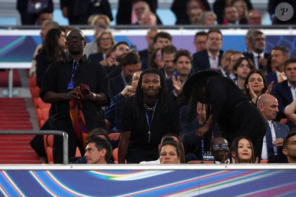 Lilian Thuram, Khephren Thuram, Kareen Guiock Thuram lors de la finale de l'UEFA Champions League 2025 entre le Paris Saint-Germain (PSG) et le FC Internazionale Milano (Inter Milan) à l'Allianz Arena de Munich, Allemagne, le 31 mai 2025. Photo by Marco Iacobucci/IPA/ABACAPRESS.COM