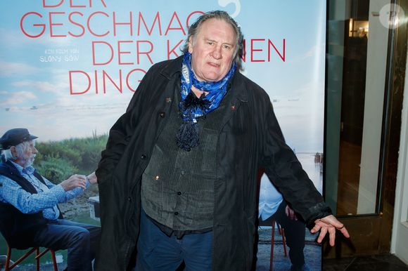 L'acteur est soupçonné de fraude fiscale, fraude fiscale aggravée et blanchiment de fraude fiscale aggravée
Gérard Depardieu à la première du film  "he Taste of Small Things" à Berlin le 12 janvier 2023.