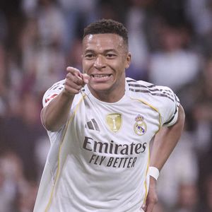 Le joueur du Real Madrid n'a pas apprécié des paroles tenues par Orelsan. 

Kylian Mbappé, joueur du Real Madrid CF, célèbre un but lors d'un match de La Liga. 1er novembre 2025. © ALTERPHOTOS/PSnewZ/Bestimage