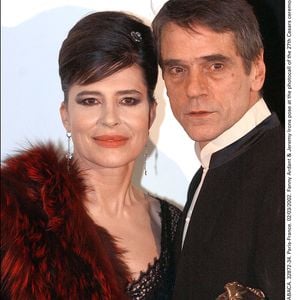 © Arno & Giancarlo Gorassini/ABACA. 32872-34. Paris-France. 02/03/2002. Fanny Ardant et Jeremy Irons posent au photocall de la 27ème cérémonie des Césars.